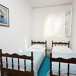 Family Friendly Seaside Arbanija, Ciovo - 5220 * Trogir