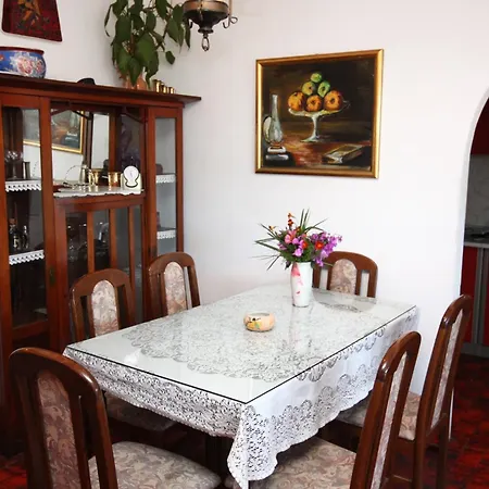 Family Friendly Seaside Arbanija, Ciovo - 5220 Appartement *